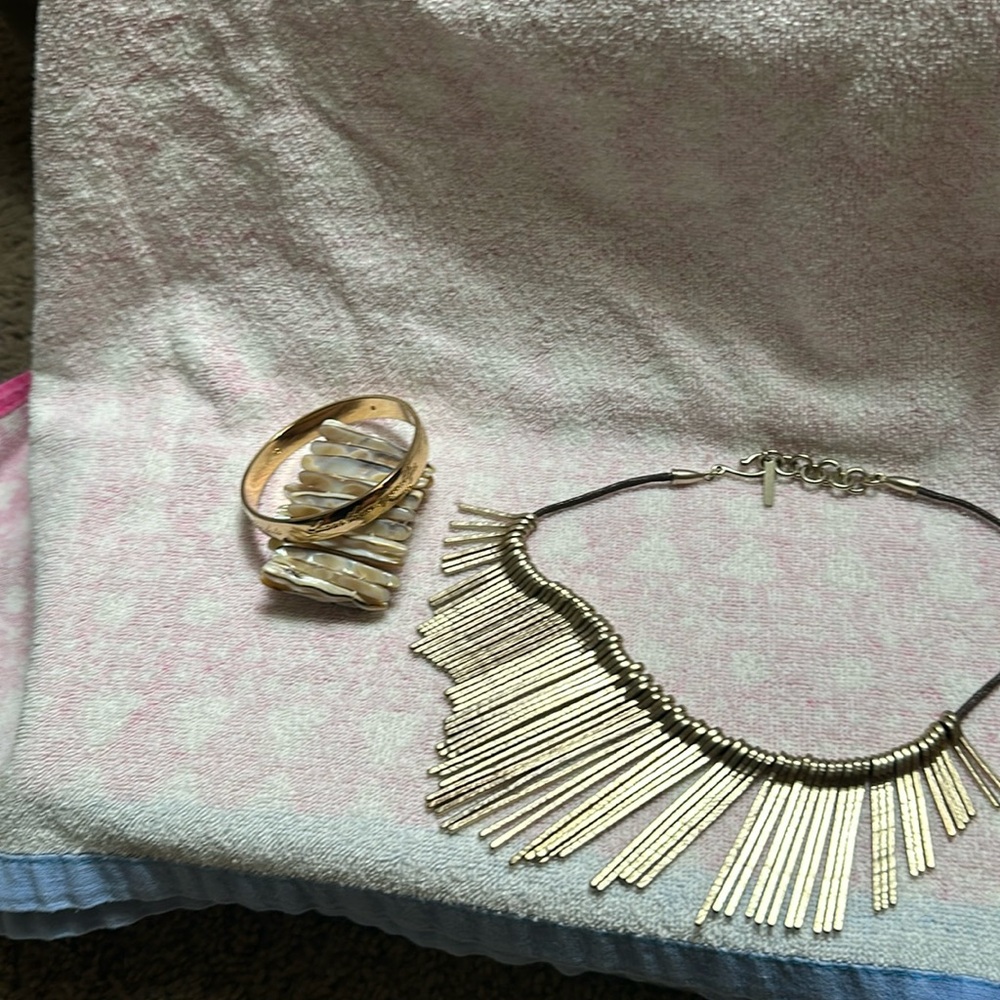 Woman accessories
